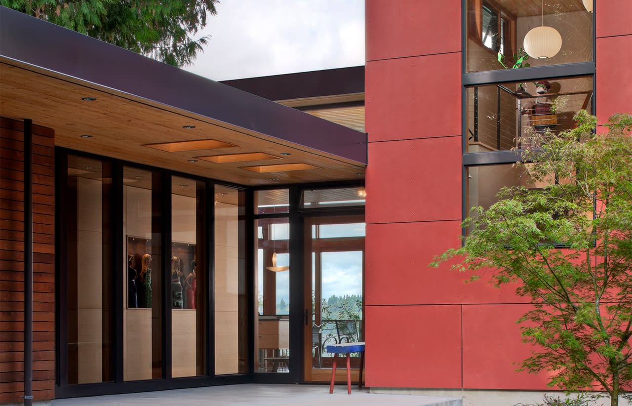 Arrow Point Residence, Exterior